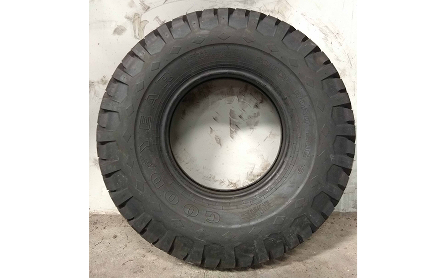 SUPER ROAD LUG